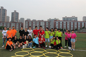 说明: C:\Users\Teacher\Desktop\2016级会计专业活动九游·官方网站\照片集\比赛结束了.png