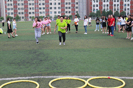 说明: C:\Users\Teacher\Desktop\2016级会计专业活动九游·官方网站\照片集\齐头并进.png