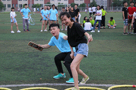 说明: C:\Users\Teacher\Desktop\2016级会计专业活动九游·官方网站\照片集\你悠着点.png